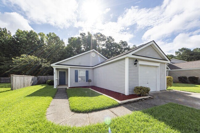 Building Photo - 3 Bedroom 2 Bath Home in Scotts Mill - Summerville