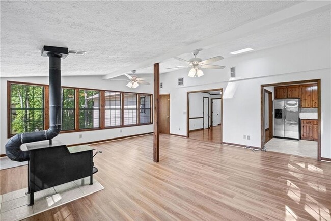 Building Photo - 1321 Timbercrest Dr