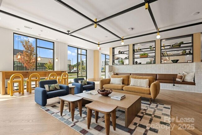 Building Photo - 4101 Raleigh St