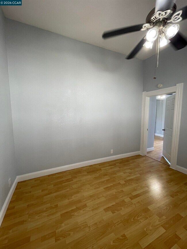 Building Photo - 1705 Linden St