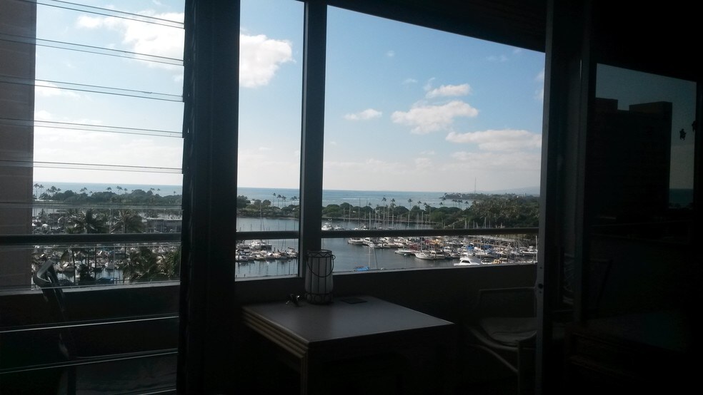 Building Photo - 1676 Ala Moana Blvd