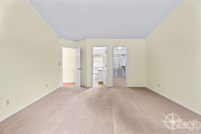 Building Photo - 9415 NW 28th Ct