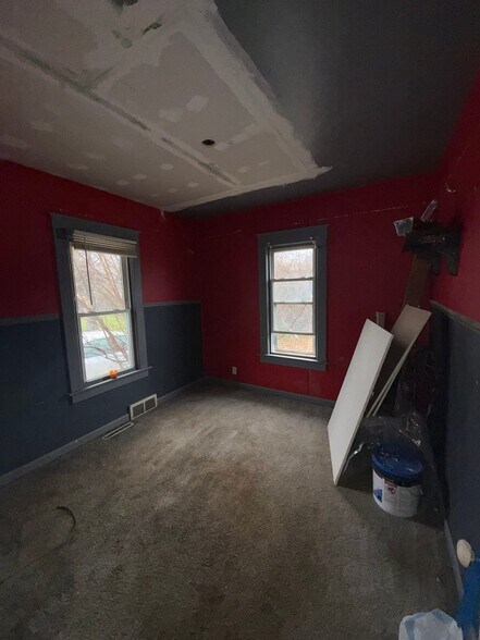 Building Photo - 2433 Pennsylvania Ave