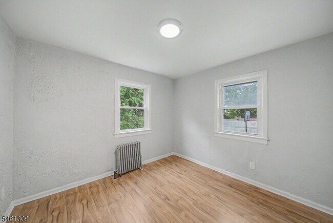 Building Photo - 1019 Rivington St