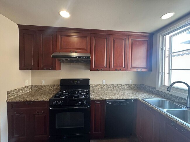 Building Photo - 247 S Arroyo Dr
