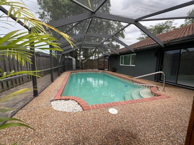 Building Photo - Beautiful 3 Bedroom Home in West Lauderhill