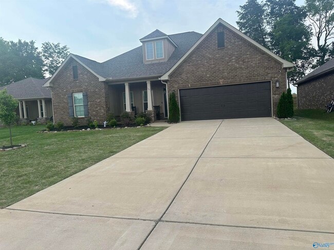 Primary Photo - 161 Creek Ridge Dr