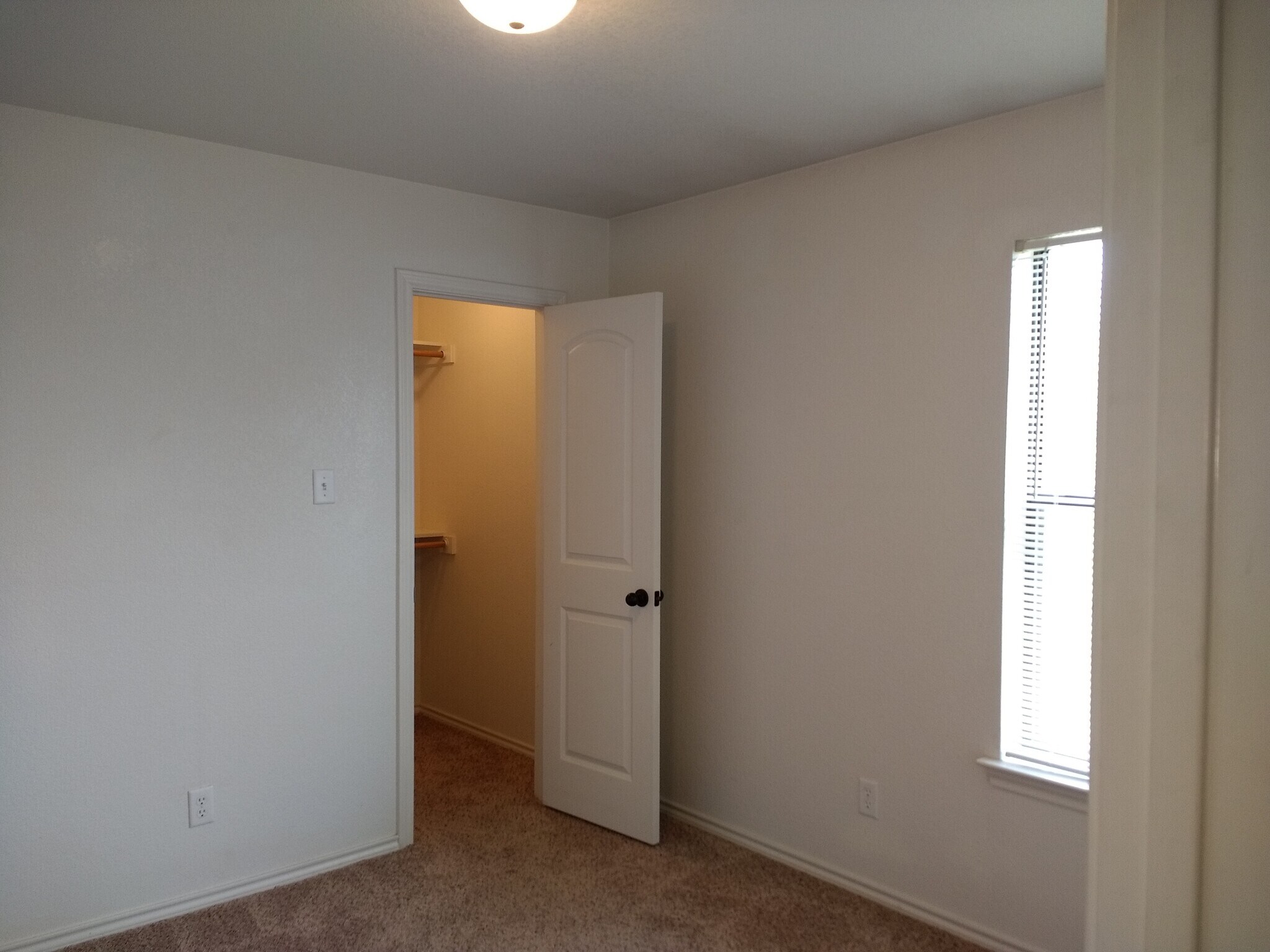Bedroom - 8124 Doreen Ave