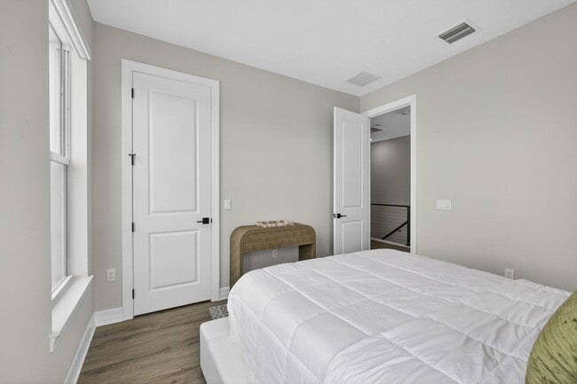 Building Photo - 12534 Triumph Ln