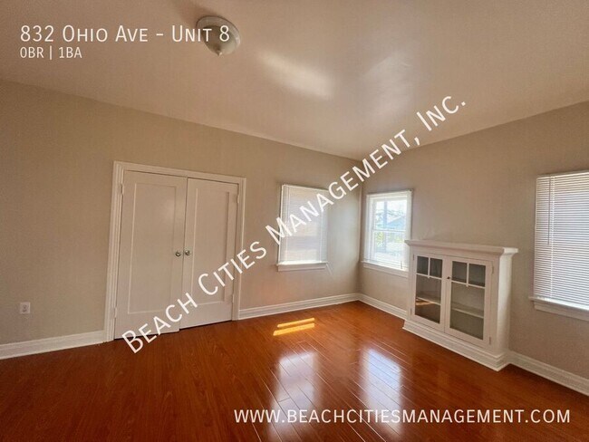 Building Photo - 832 Ohio Ave