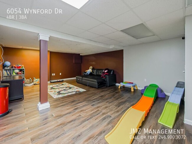 Building Photo - 6054 Wynford Dr