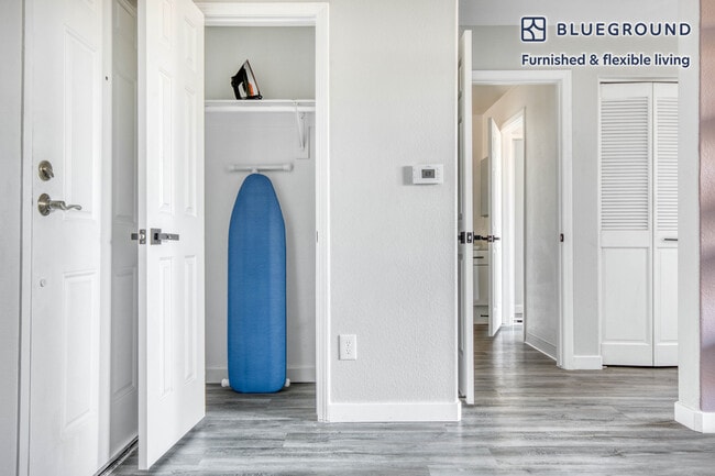 Building Photo - 2820 Sawtelle Blvd