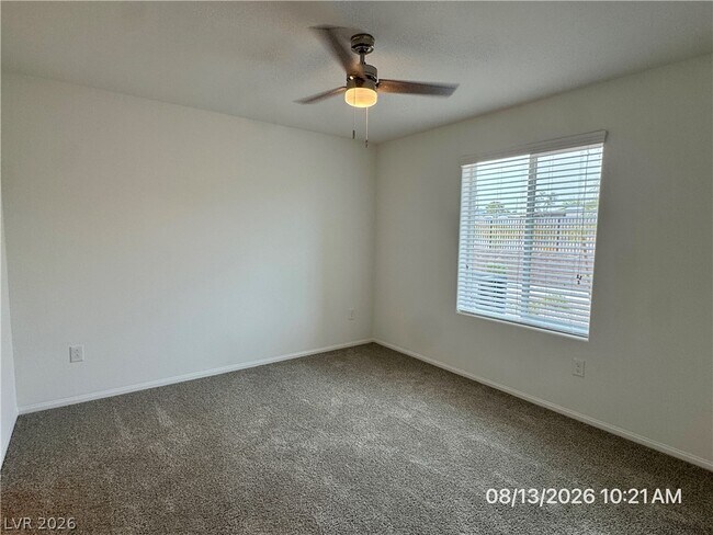 Building Photo - 630 Bellus Pl