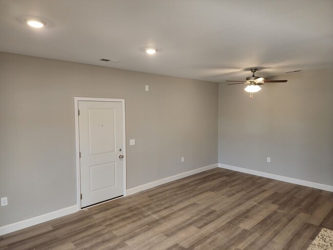 Building Photo - New Construction--2 Bed 2 Bath