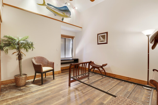 Building Photo - 109 Seashore Dr