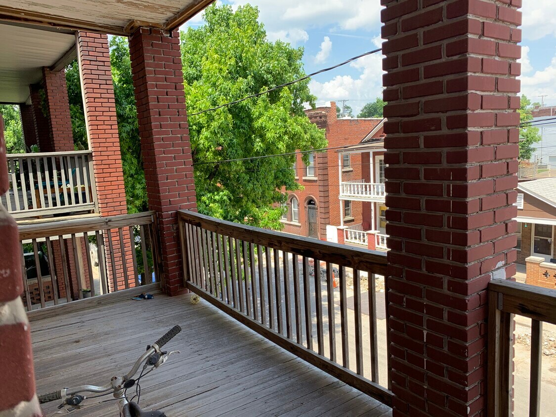 Building Photo - 514 Harrison St