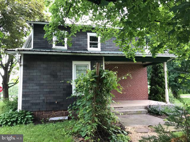 Building Photo - 132 E Maple Grove Rd