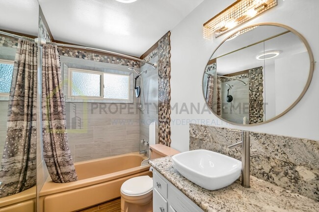 Building Photo - Charming 3-Bed Ranch Home with room for 4t...