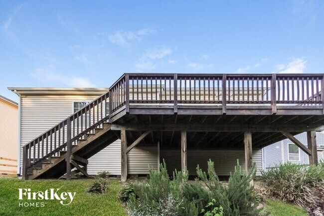 Building Photo - 10124 Garman Hill Dr