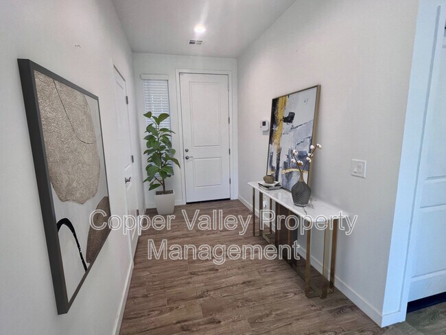 Building Photo - 13848 E Barwick Dr