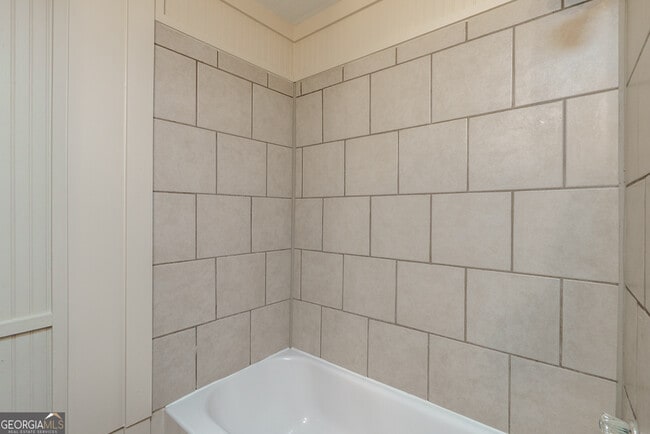 Building Photo - 243 Boulevard