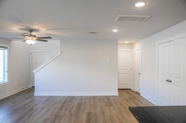 Building Photo - 20551 Prairie Cypress Dr