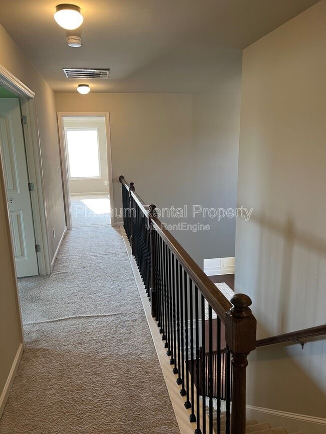 Building Photo - 4770 Leatherstone Way