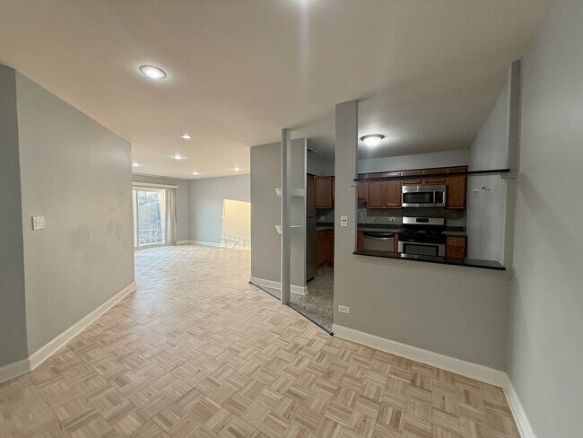 Building Photo - 1550 Sandpebble Dr