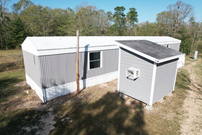 Building Photo - 16428 Jireh Rd