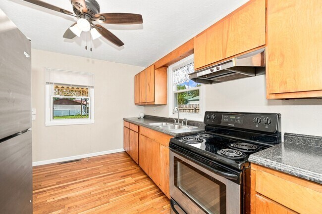 Building Photo - 619 Mavor St