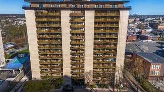 Building Photo - 150 Overlook Ave