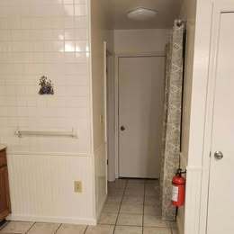 Building Photo - Building 8