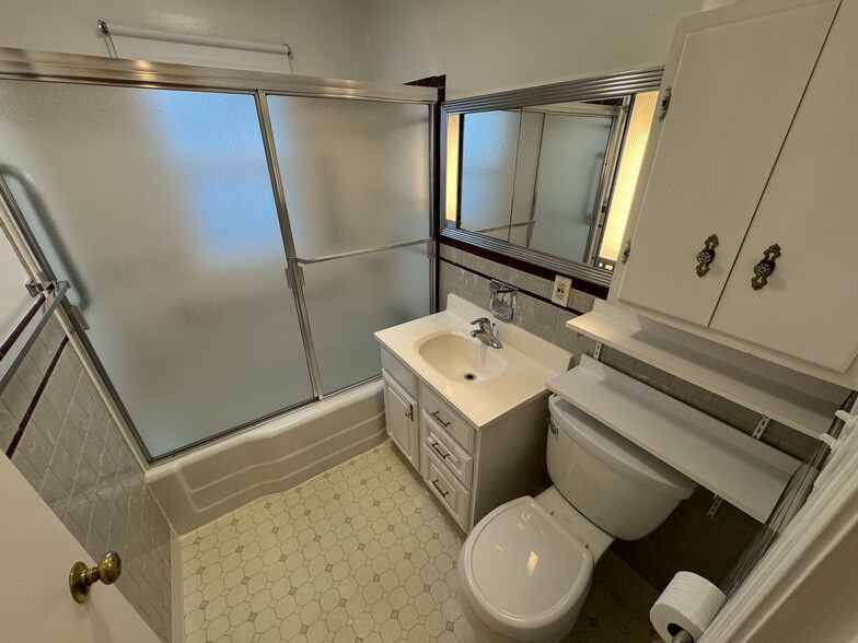 Building Photo - 3545 Dolbeer St