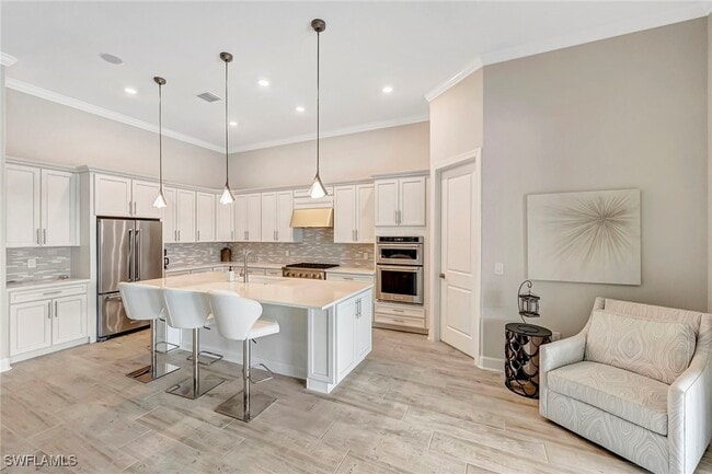 Building Photo - 9574 Everglades Dr