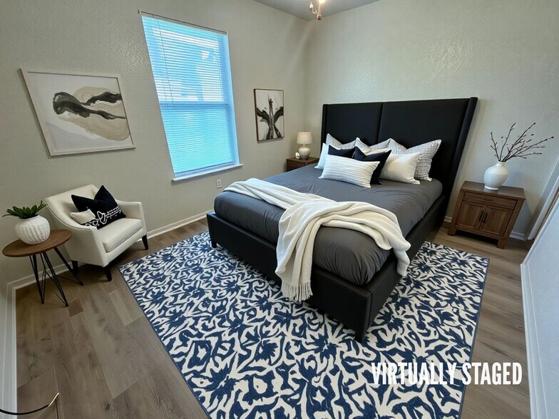 Building Photo - 2705 Alma Dr