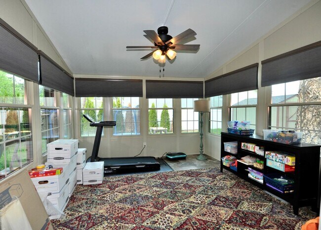 Building Photo - Luxury 3 bed 2 bath Rancher: Miller's Landing