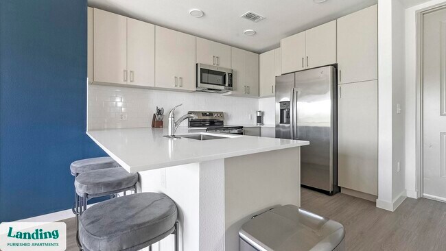 Building Photo - 7301 Lake Bank Lp