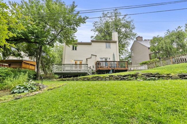 Building Photo - 1077 Armstrong Mill Rd