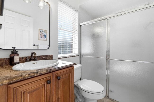 Building Photo - 1350 Pampas Way