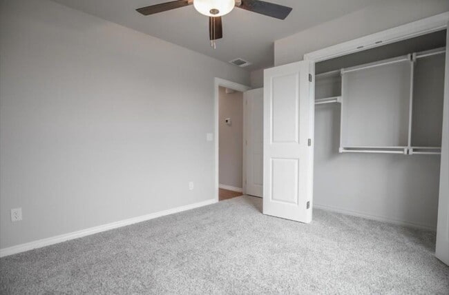 Building Photo - 9225 NW 86th St