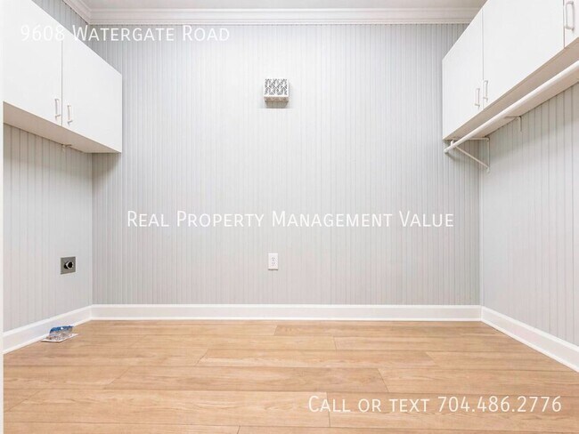 Building Photo - 9608 Watergate Rd