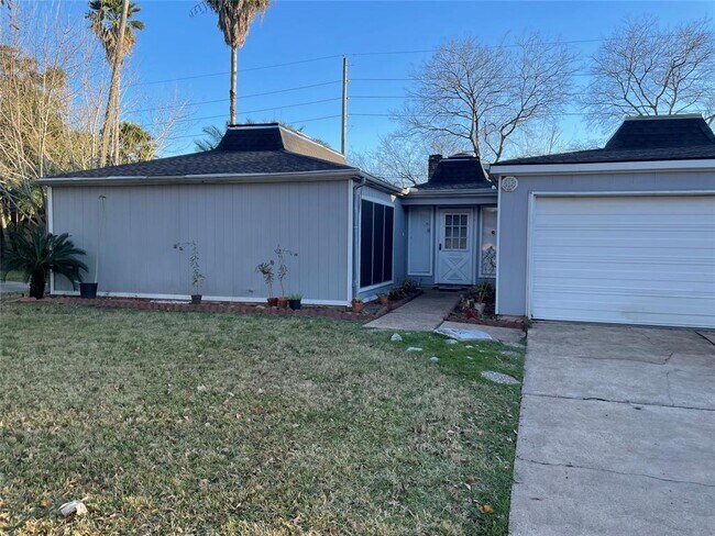 Building Photo - 14415 Locke Ln