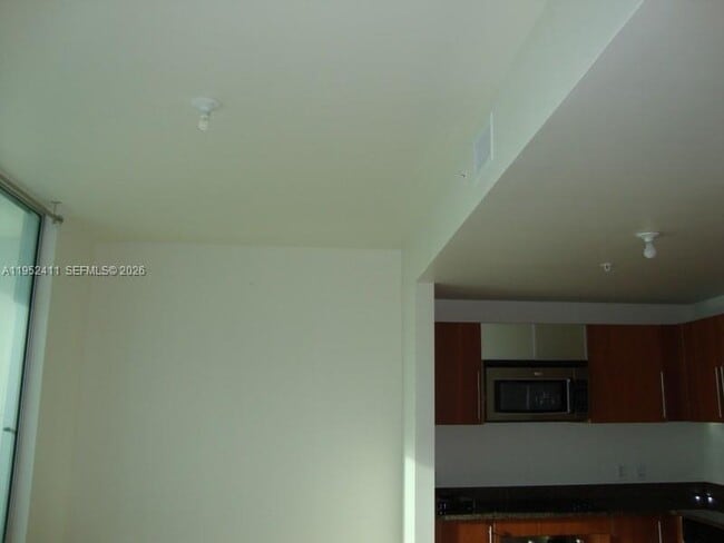 Building Photo - 300 S Biscayne Blvd