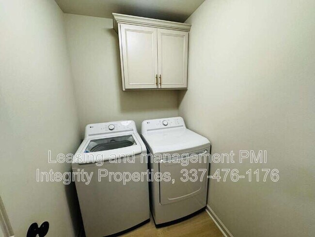 Building Photo - 101 Foster Grove Drive