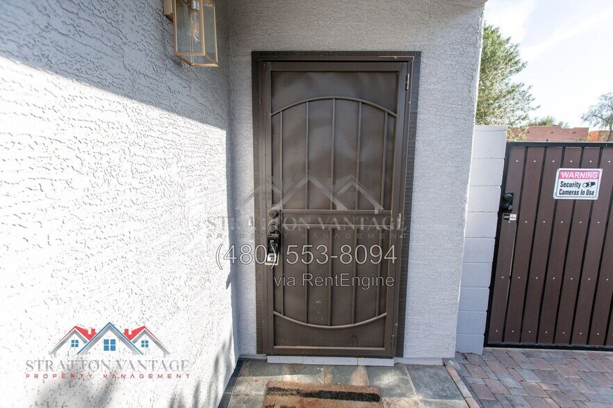 Building Photo - 3440 N 38th St