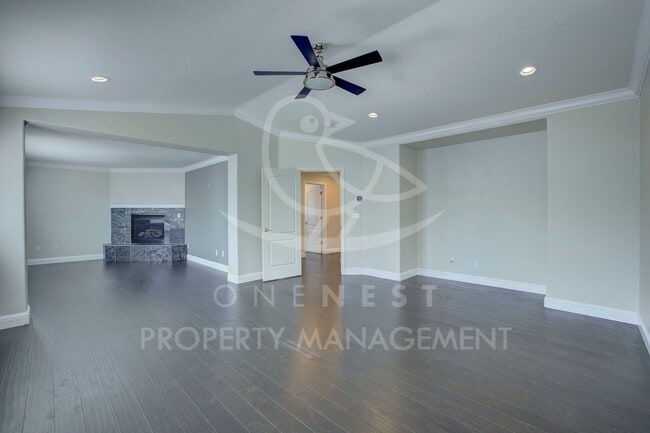 Building Photo - 2874 Southcreek Dr