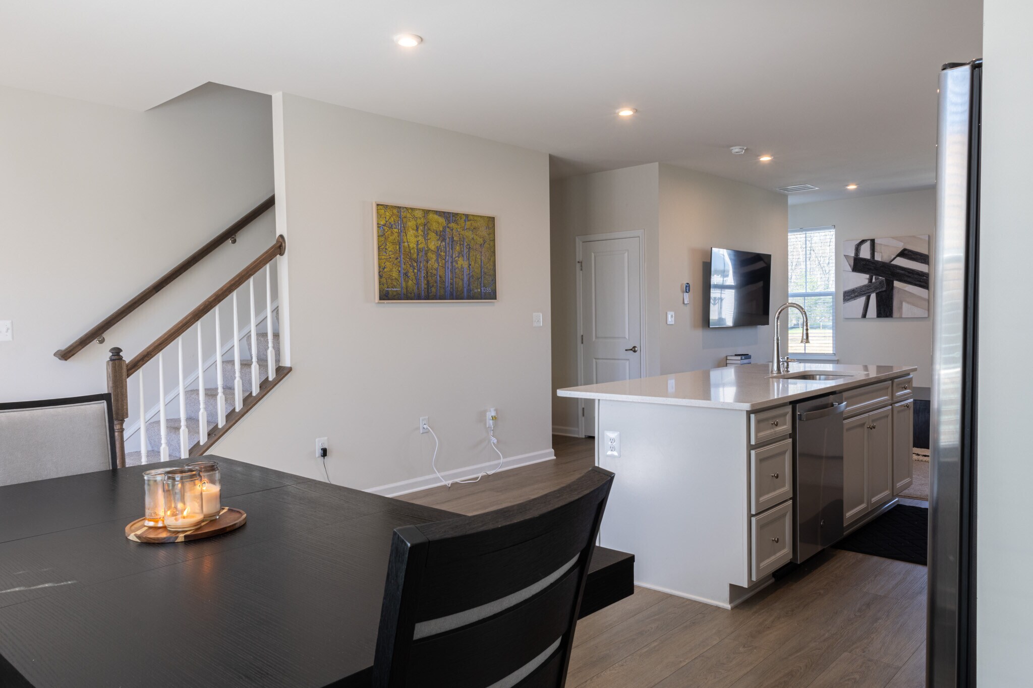 Building Photo - 8679 Stevenson Ln