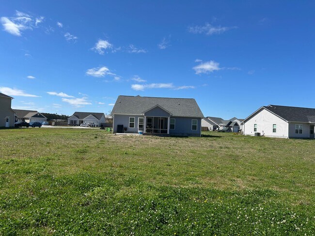 Building Photo - 219 Grist Mill Dr