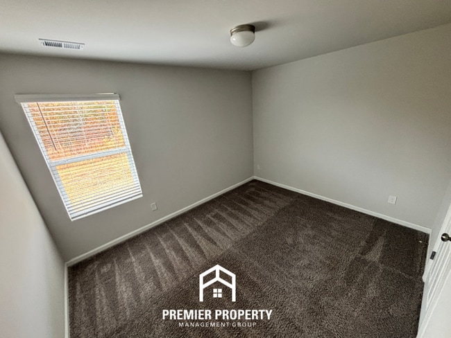 Building Photo - 1110 Brookhaven Dr