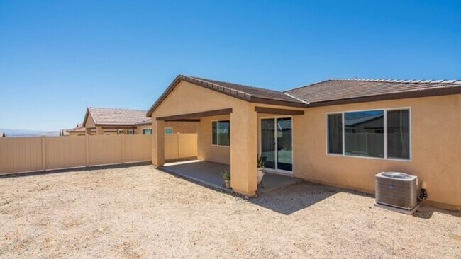Building Photo - 11596 S Crescent St